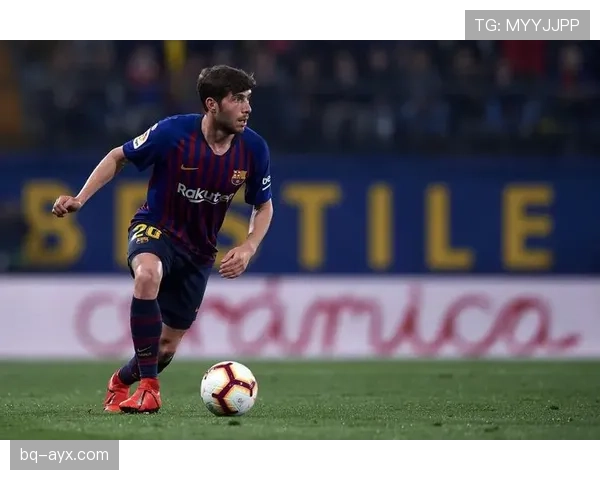 罗贝托多面手与球队战术重塑的多重角色分析